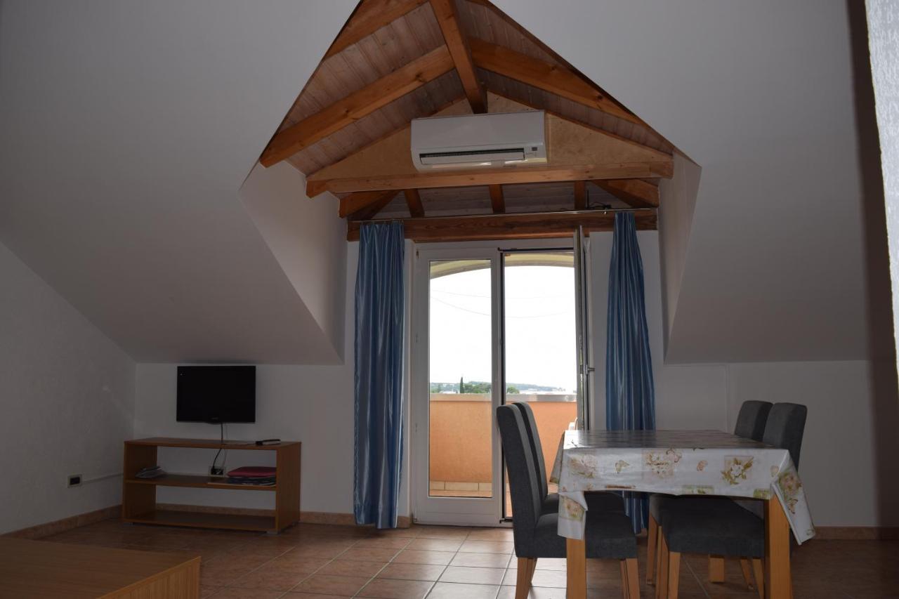Apartments Grgic Novigrad  Exterior photo