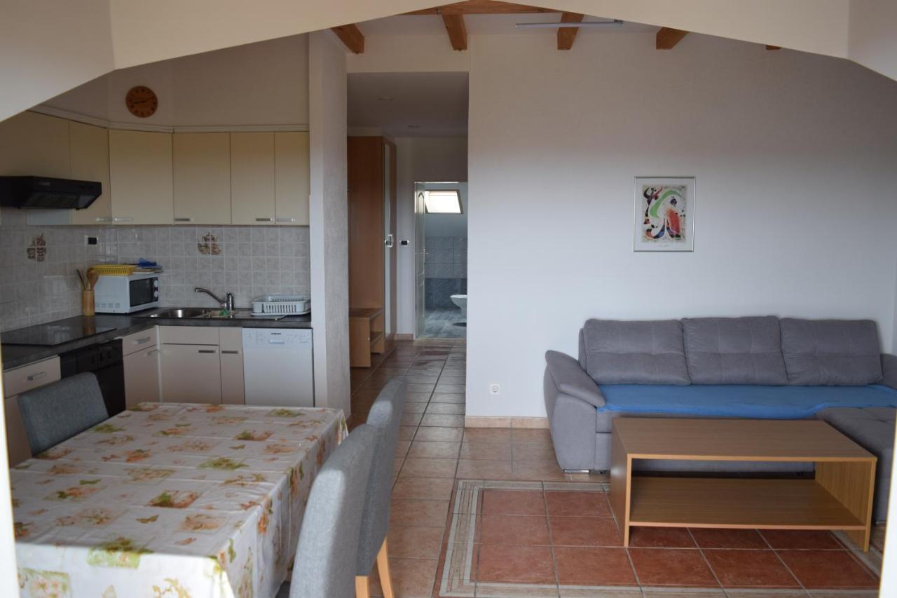Apartments Grgic Novigrad  Exterior photo